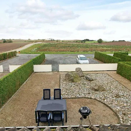 아파트 6 Person In Faaborg-by Traum